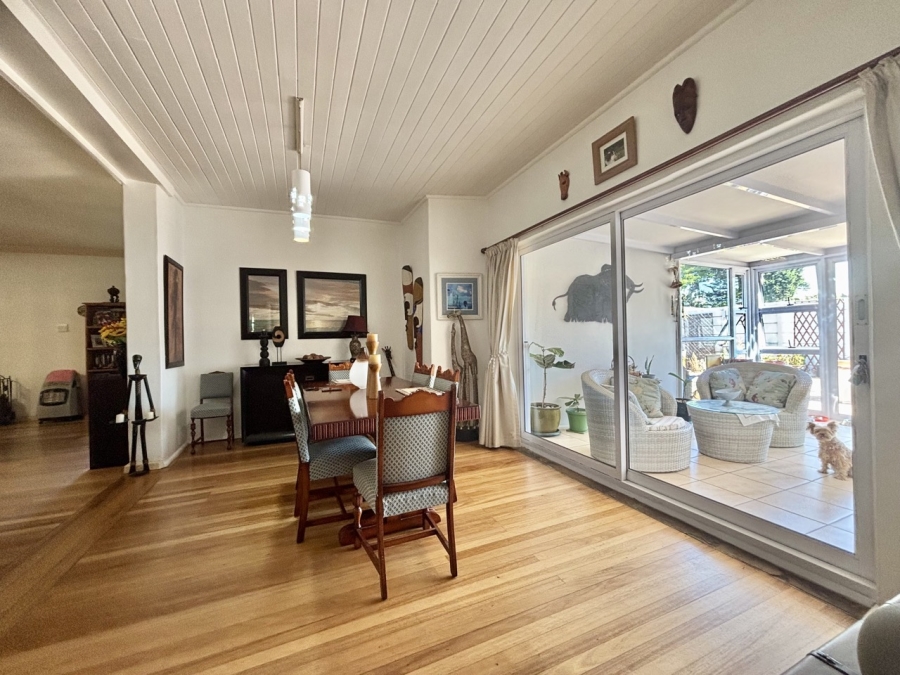 5 Bedroom Property for Sale in Flamingo Vlei Western Cape